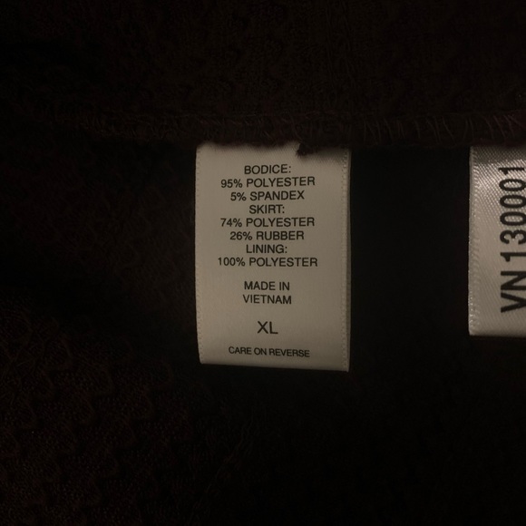 New York & Company Maroon Dress - Size XL - Picture 3 of 3